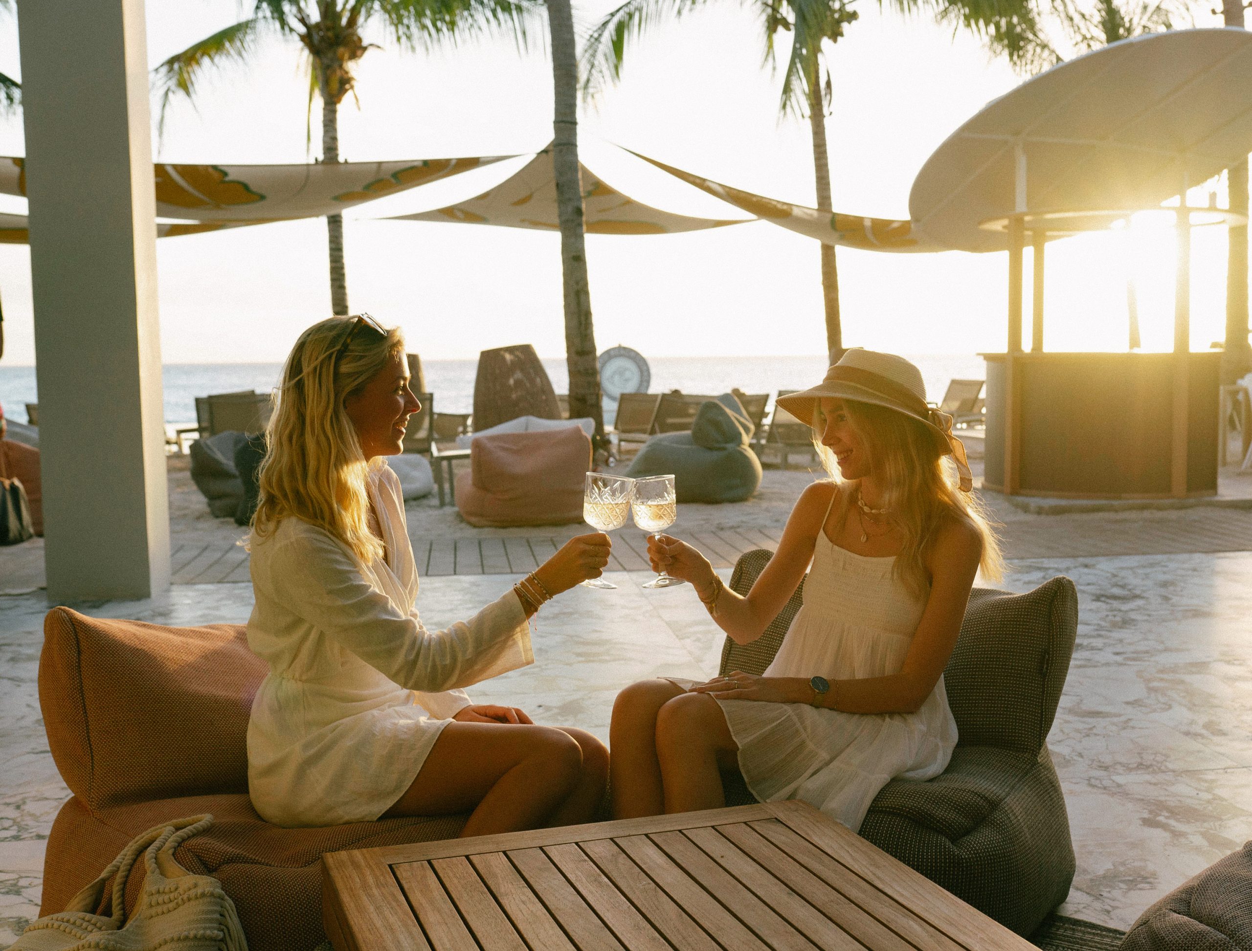 Wine time Papagayo